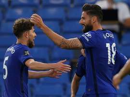 Olivier Giroud marcou um dos gols do Chelsea. AFP