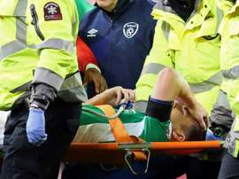 Seamus Coleman enfrenta uma longa paragem depois ter partido a perna. AFP