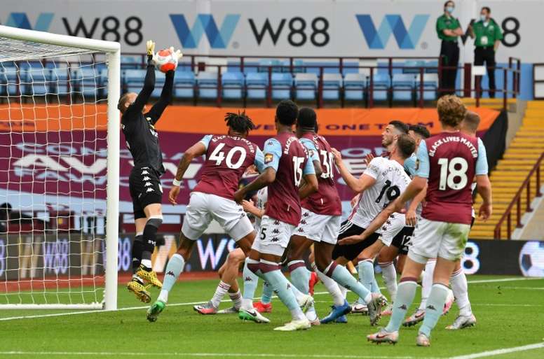 Villa Keeper Nyland Saved By Goalline Technology Error Besoccer Villa Keeper Nyland Saved By Goalline Technology Error Besoccer