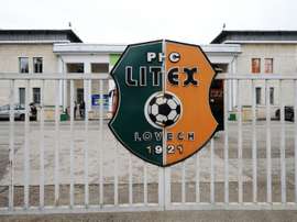 Litex Lovech were definitively thrown out of the Bulgarian A league, after players walked off the pitch in protest at the refereeing during a match in mid-December against Levski Sofia