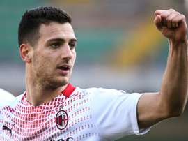 Milan derrotou o Hellas Verona por 2 a 0. AFP