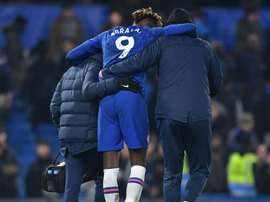 Giroud depende da lesão de Abraham. AFP