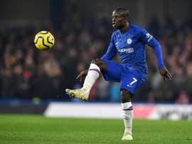 Kanté escolhe permanecer no Chelsea. AFP