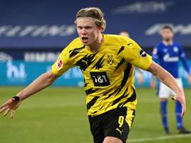 Erling Haaland n'a pas caché son admiration pour Robert Lewandowski. AFP