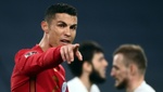 Portugal triunfa sin brillo y con un Cristiano gris