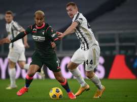 Crotone condemn racist social media comments at Algeria's Ounas. AFP