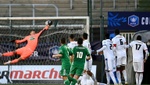 EL Lyon sufre y acude a la tanda para superar al modesto Red Star