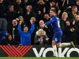 James e Kovacic para contratar Hazard. AFP