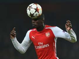Yaya Sanogo signe à Huddersfield Town. afp