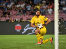 Donnarumma sería el meta de este once medio 'nerazurro', medio 'rossonero'. AFP