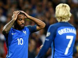 Lacazette foi o rosto da desilusão do seu time. AFP
