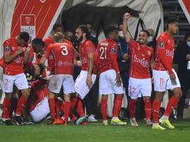 Nîmes bat Lorient et se relance
