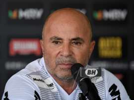 Attendu à Marseille, Sampaoli quitte le Brésil des polémiques plein les valises. AFP