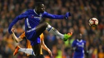 El Chelsea rechazó ofertas del United por Zouma