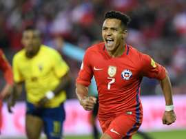 Alexis Sánchez será um dos ausentes no Mundial. AFP