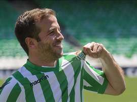 Van der Vaart poderá jogar na Indonésia. EFE