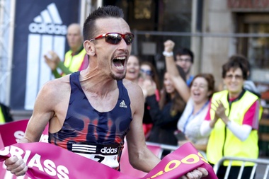 El atleta catalán, Carles Castillejo, celebra una victoria. EFE/Archivo