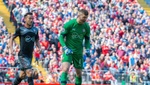 Con la llegada de Angus Gunn, adiós a Forster
