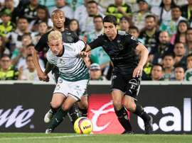 El campeón de la temporada pasada sufrió su primera derrota. EFE
