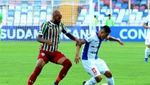 Felipe Flores carga contra la decisión de seguir jugando en Chile