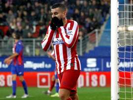 El Eibar se aprovechó de un Atlético dormido. EFE