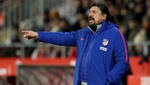 El Mono Burgos se deja querer por River