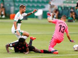Édgar Badía recordó que aún faltan fichajes y que apenas han entrenado. EFE