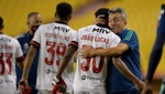 Flamengo logra rascar un empate en el partido de la discordia