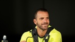 Soldado apela al cariz histórico del partido para ganar