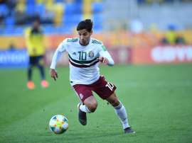 Lainez y Ochoa encabezan la Selección Olímpica de México. EFE/Adam Warzawa/Archivo