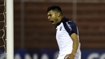 Silvio Romero decide el duelo de argentinos