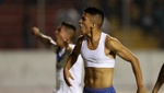 Vélez le arrebata el primer puesto a Huracán