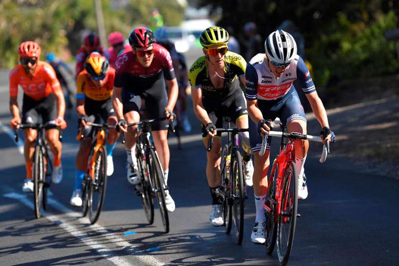 Imagen facilitada por equipo ciclista Trek Segafredo del ciclista Juan Pedro López (d) (Lebrija, 23 años), con motivo de la entrevista concedida a EFE. EFE/Trek Segafredo