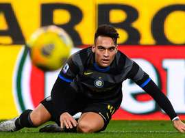 Milito solo tiene buenas palabras hacia Lautaro. EFE/EPA
