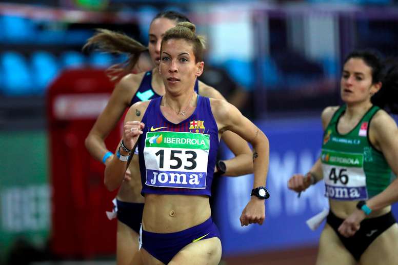 La atleta Carolina Robles durante su participación en los 3.000 metros obstáculos de los Campeonatos de España de atletismo en pista cubierta, en la pista de Gallur, en Madrid. EFE/Kiko Huesca
