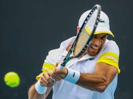 En la imagen un registro del tenista español Pablo Andujar, quien se impuso al local Juan Ignacio Londero, con parciales de 6-3 y 6-0, en la primera ronda del Abierto de Argentina. EFE/Jason OBrien/Archivo