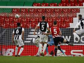 Íñigo Martínez, fuera de la semifinal de la Copa. EFE