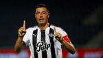 Óscar Cardozo seguirá un año más en Libertad