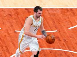 En la imagen, el base esloveno Luka Doncic de los Dallas Mavericks. EFE/Karen Pulfer Focht/Archivo