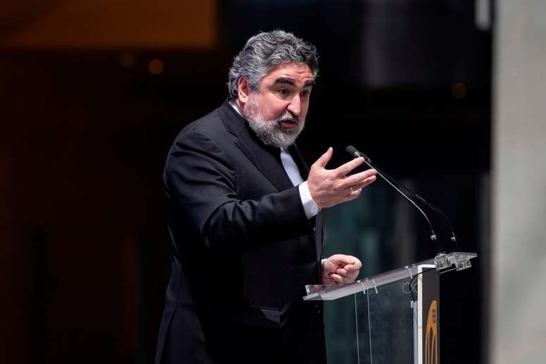 El ministro de Cultura y Deporte, José Manuel Rodríguez Uribes, durante su intervención en la presentación de la Selección Absoluta Femenina Eurobasket 2021, este lunes en Madrid. EFE/Rodrigo Jiménez