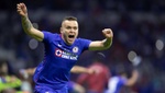 El 'Cabecita' Rodríguez honra a los caídos y eleva al cielo a Cruz Azul