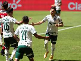 Universidad Católica pone a prueba el favoritismo de Palmeiras. EFE