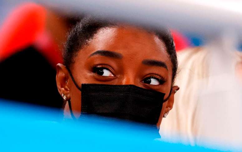Tokyo (Japan), 29/07/2021.- US Gymnast Simone Biles watches the from the stands at the EFE/EPA/HOW HWEE YOUNG