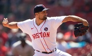 En la imagen, el jugador de los Medias Rojas de Boston Nathan Eovaldi. EFE/Cj Gunther/Archivo