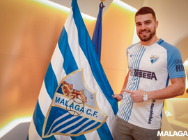 Alexander González firma con el Málaga. MálagaCF