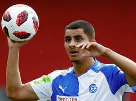 Un jeune suisse de 21 ans dans le viseur du Barça et Chelsea. Grashopper
