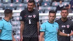 La explicación de Lovren del penalti que no convenció a Del Cerro Grande