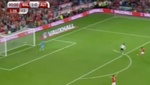 El enfado de Bale con Robson-Kanu al no pasarle el balón