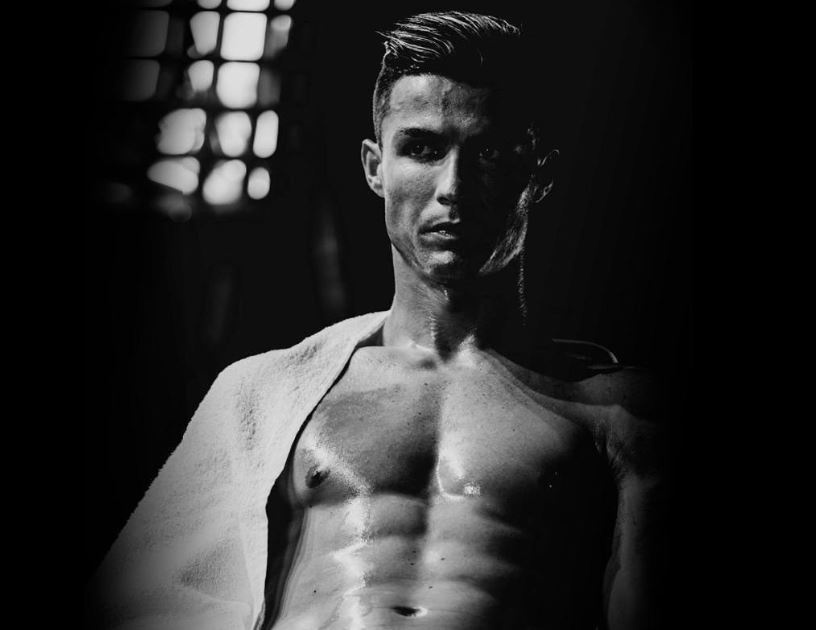 cristiano ronaldo black and white