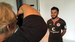 Sahin sigue apoyando la ofensiva en Siria y un club turco le ofrece trabajo